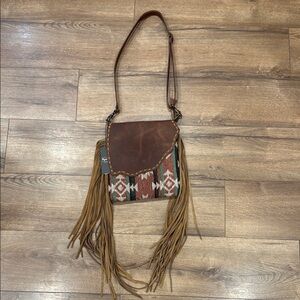 Myra Willow Concealed Carry Crossbody -NWT